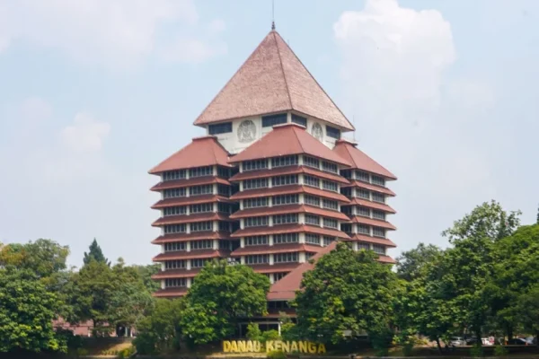 20-universitas-dan-politeknik-paling-diminati-di-snbt-2026-ui-dan-polban-favorit-stx