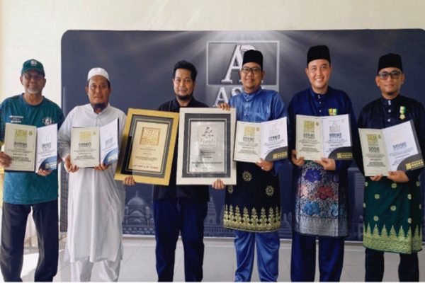 aliyah-rizq-raih-pengakuan-asean-dan-asia-records-lewat-asia-mega-qurban-2026-snf