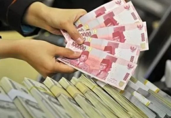 ambruk-makin-parah-rupiah-sore-ini-sentuh-rp17795-per-dolar-as-jtg