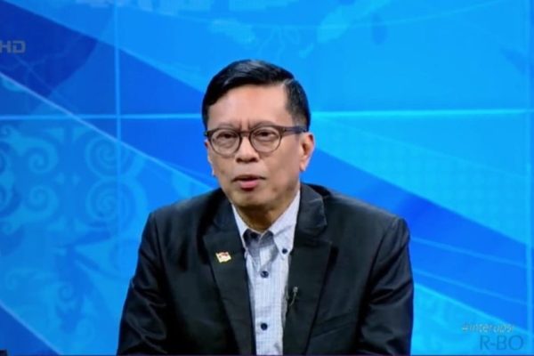 andi-azwan-segala-sesuatu-yang-berhubungan-dengan-jokowi-buat-banyak-orang-cacing-kepanasan-oqo