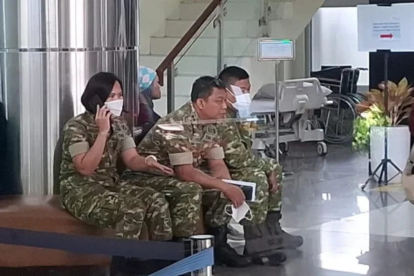 andrie-yunus-tolak-dijenguk-oditur-militer-di-rscm-eig