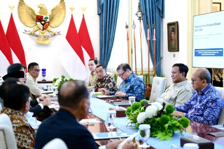 antisipasi-krisis-ini-isi-pertemuan-prabowo-dan-tokoh-ekonomi-nasional-di-istana-njt