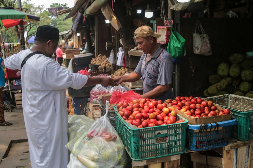 apakah-orang-desa-menderita-terdampak-pelemahan-rupiah-ini-penjelasan-ekonom-nyw