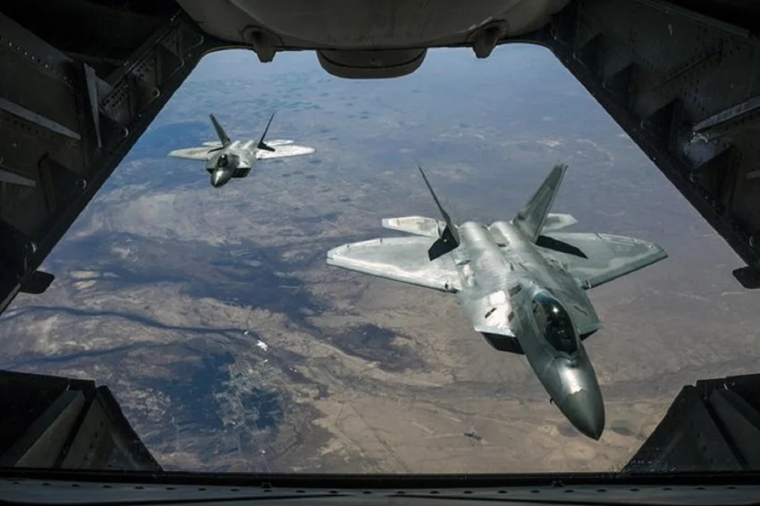 as-kerahkan-jet-tempur-siluman-f22-ke-israel-meski-sedang-gencatan-senjata-dengan-iran-xll