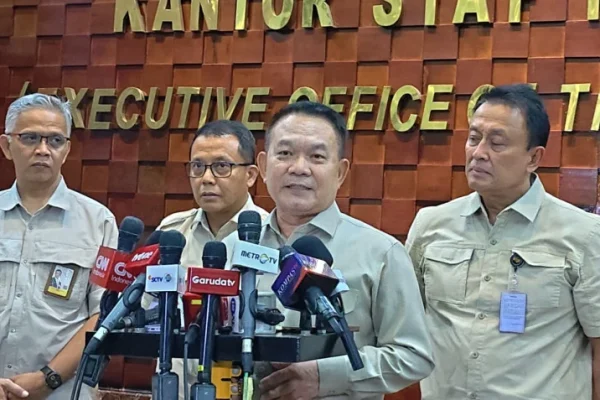 bertemu-kepala-bgn-dudung-saya-bilang-ksp-kawal-ketat-program-unggulan-bapak-presiden-yzz