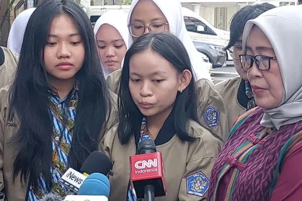 bertemu-wapres-josepha-alexandra-peserta-cerdas-cermat-diberi-motivasi-terus-belajar-dan-beprestasi-gen