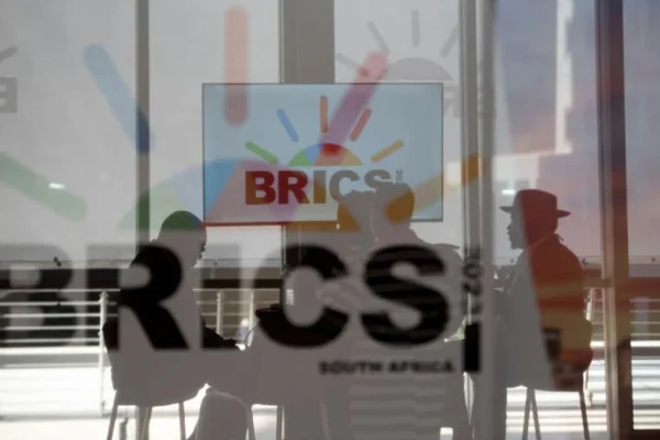 brics-jadi-senjata-terakhir-indonesia-jika-impor-150-juta-ton-barel-minyak-rusia-batal-ldy