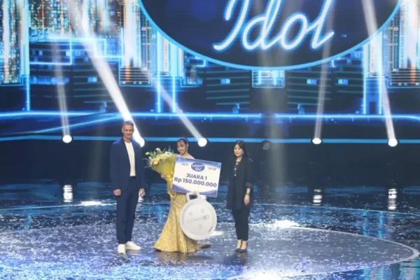 celyna-resmi-juara-indonesian-idol-xiv-tangis-haru-pecah-di-panggung-result-reunion-xkt