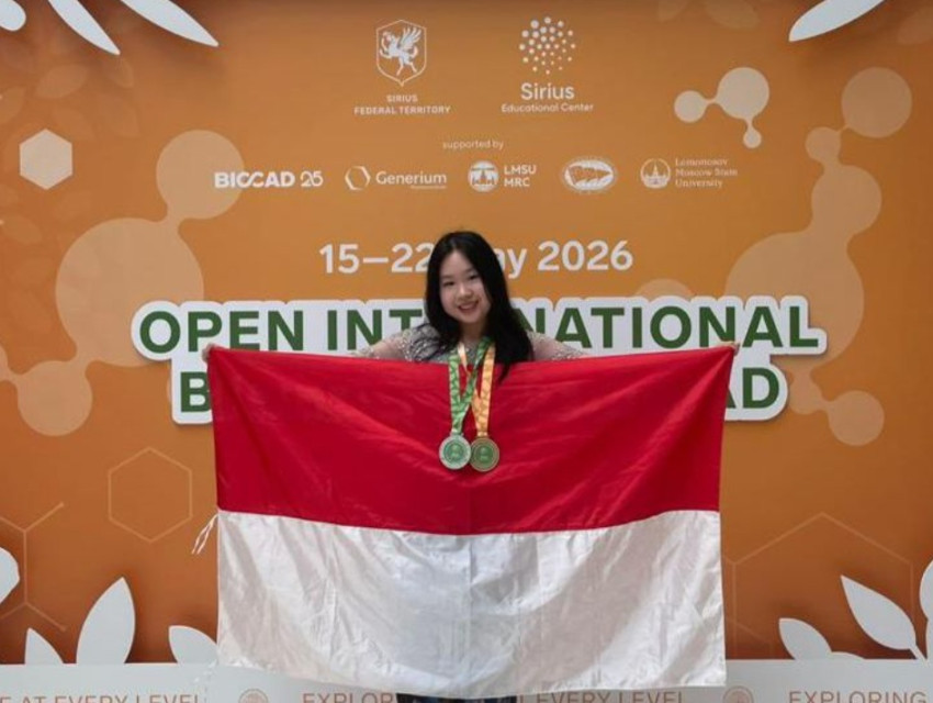 cerita-cynthia-nikita-wibowo-peraih-2-medali-oibo-2026-yang-bercitacita-menjadi-dokter-gigi-ilr