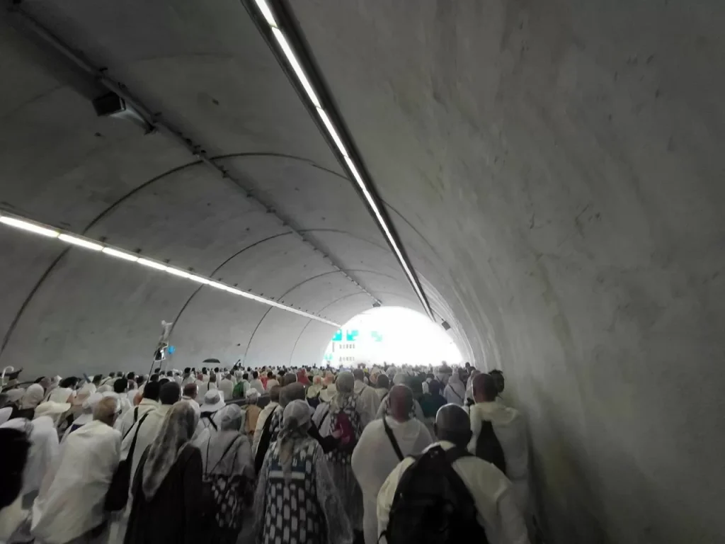 cuaca-ekstrem-jemaah-haji-indonesia-diimbau-tak-lempar-jumrah-pukul-10001400-vxx