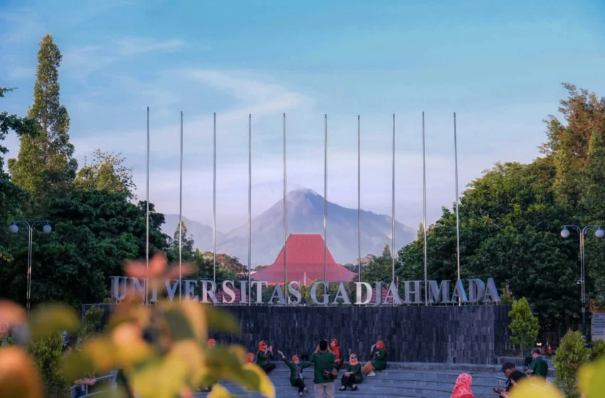 daftar-ulang-ugm-jalur-snbt-2026-dibuka-ini-dokumen-yang-wajib-disiapkan-nnb