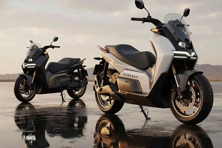 desain-mirip-yamaha-tmax-vinfast-rasad-siap-melesat-130-kmjam-rcx