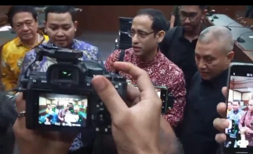dituntut-18-tahun-penjara-nadiem-sebut-jaksa-abaikan-fakta-persidangan-lss