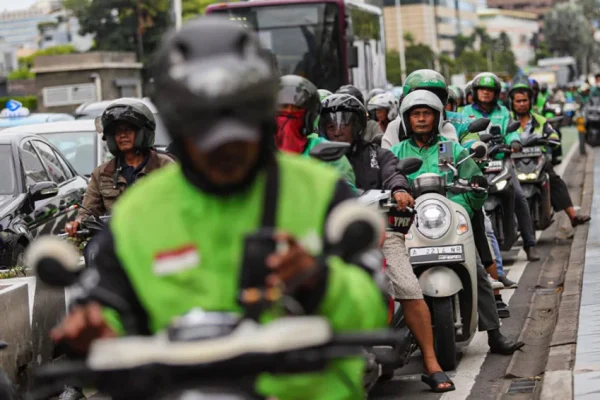 efek-komisi-turun-gerus-pendapatan-aplikator-ojol-ini-penyelamatnya-fut