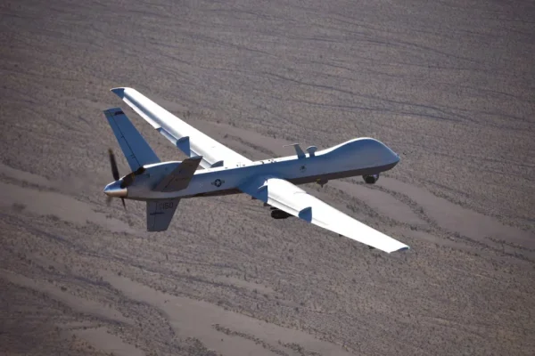 garda-revolusi-iran-tembak-jatuh-drone-as-setelah-pelanggaran-wilayah-udara-rht