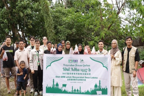 gem-salurkan-hewan-kurban-untuk-warga-dan-karyawan-di-morowali-zkl
