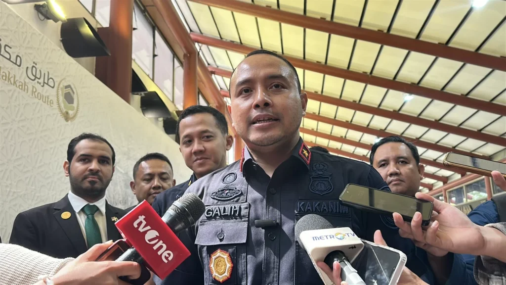 imigrasi-soekarnohatta-tunda-keberangkatan-89-orang-ingin-pergi-haji-pakai-visa-kerja-ajs