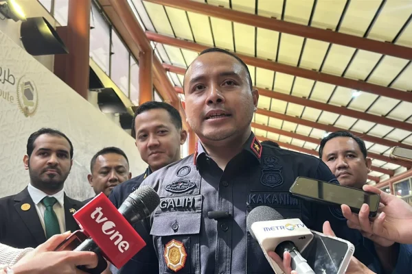 imigrasi-soekarnohatta-tunda-keberangkatan-89-orang-ingin-pergi-haji-pakai-visa-kerja-ajs