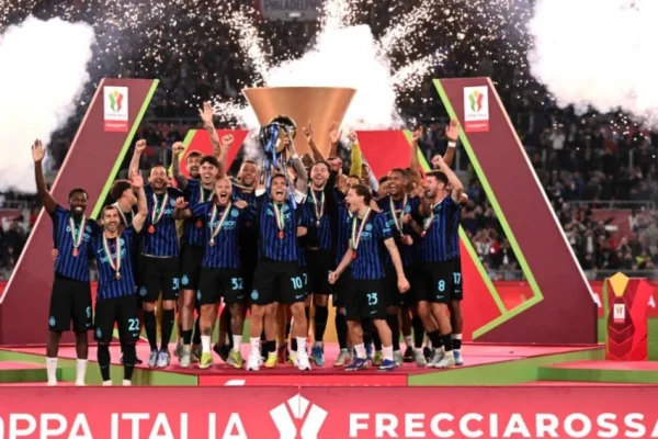 inter-milan-juara-coppa-italia-usai-tekuk-lazio-20-btr