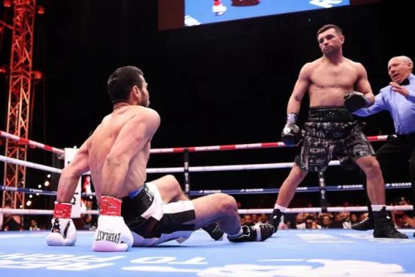 jack-catterall-rebut-sabuk-wba-usai-kalahkan-shakhram-giyasov-bkh