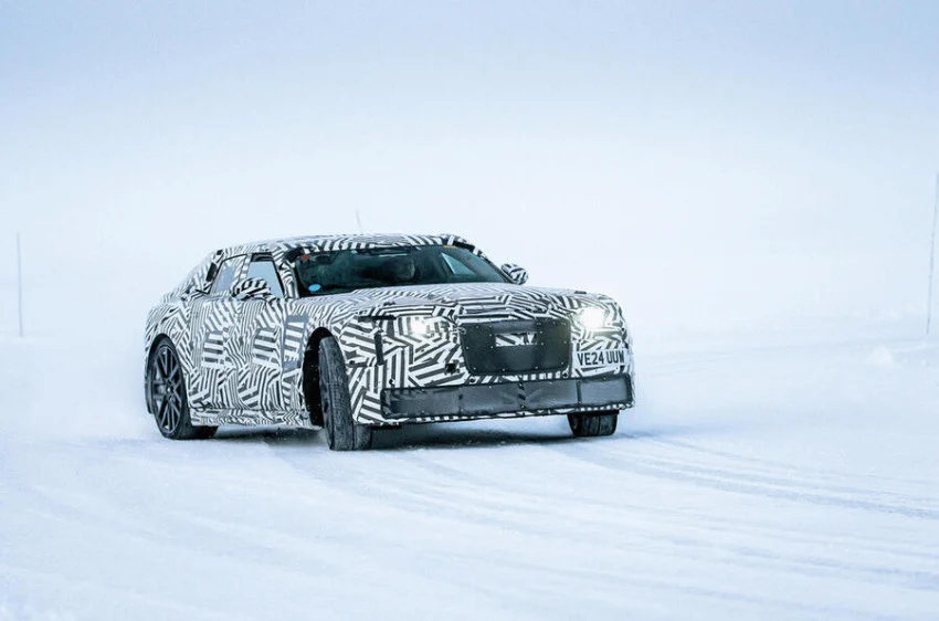 jaguar-type-01-supergt-ev-mobil-listrik-dengan-tenaga-lebih-dari-1000-hp-rre