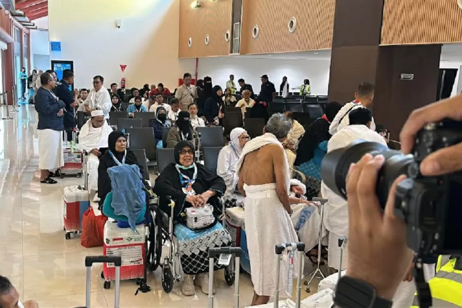 jemaah-haji-terkesan-dengan-pelayanan-keimigrasian-haji-2026-cvm