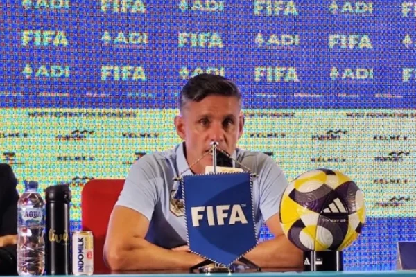 john-herdman-senang-pemain-timnas-indonesia-latihan-dengan-militan-ijg