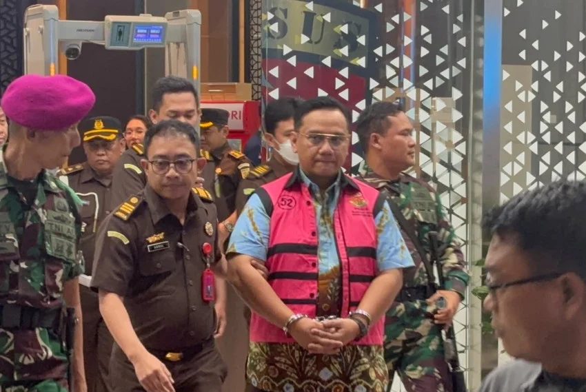kejagung-tetapkan-mantan-anggota-ombudsman-yeka-hendra-fatika-tersangka-ulu