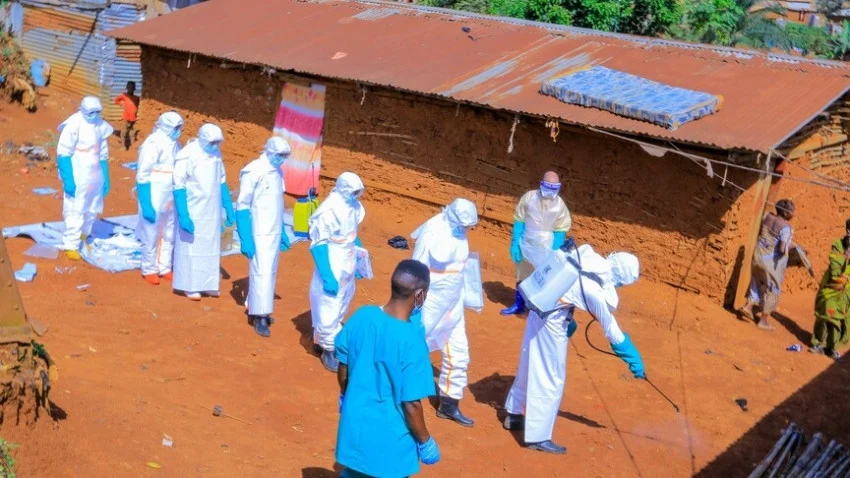 kepala-who-kunjungi-pusat-wabah-ebola-gcm