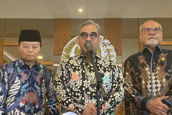 ketua-mpr-tegaskan-final-cerdas-cermat-di-kalbar-diulang-juri-independen-hvv