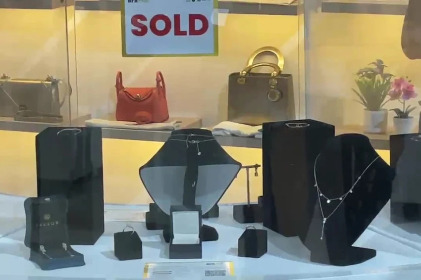 koleksi-tas-branded-dan-perhiasan-sandra-di-bpa-fair-2026-habis-terjual-iun