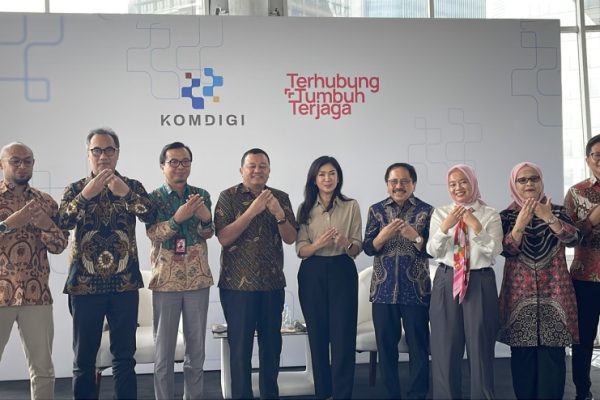 komdigi-wajibkan-registrasi-sim-card-wajib-gunakan-biometrik-untuk-pengguna-baru-mulai-awal-juli-ect