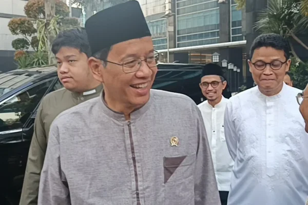 kurban-dua-sapi-purbaya-salat-iduladha-di-kantor-ditjen-pajak-gox