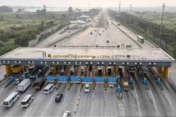 libur-panjang-kendaraan-menuju-trans-jawa-via-cikatama-capai-38676-mobil-hnv