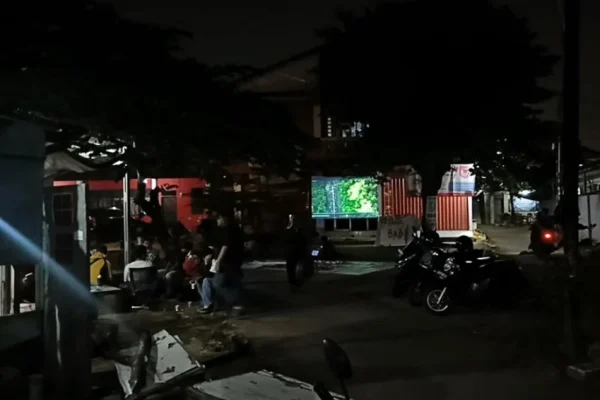 mahasiswa-muhammadiyah-gelar-nobar-film-pesta-babi-di-ciputat-begini-situasinya-lyu
