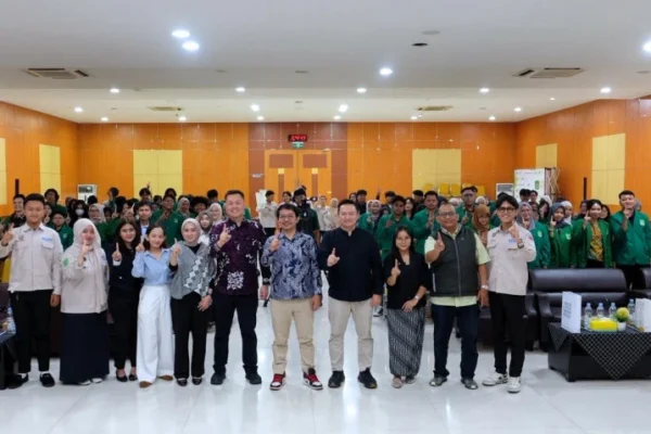 mnc-sekuritas-tingkatkan-literasi-keuangan-lewat-seminar-di-universitas-nasional-ehk