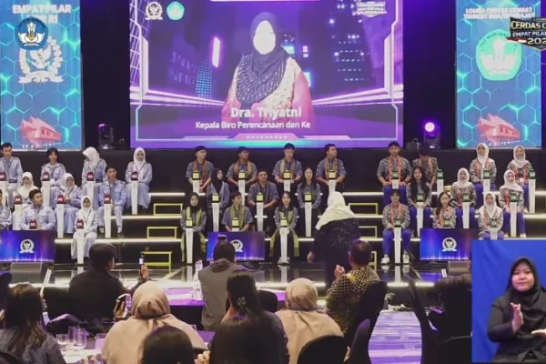mpr-hargai-keputusan-sman-1-pontianak-tolak-ikut-lomba-cerdas-cermat-wrh