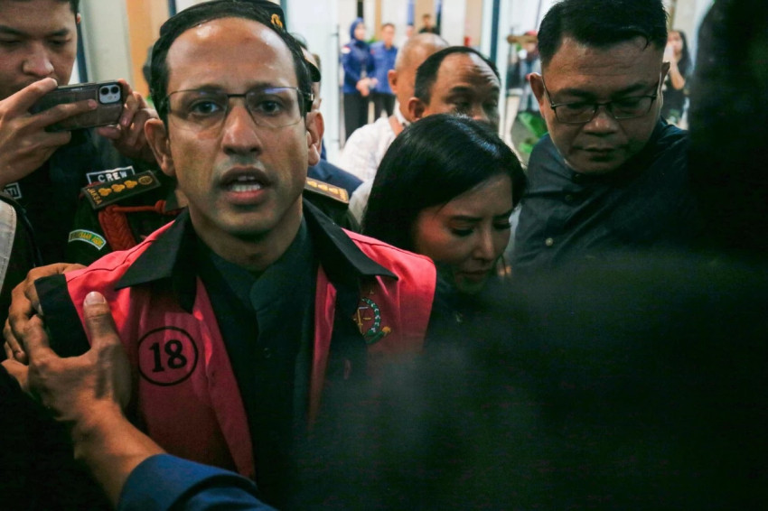 nadiem-dituntut-18-tahun-penjara-dan-bayar-uang-pengganti-rp56-t-di-kasus-dugaan-korupsi-chromebook-ivx