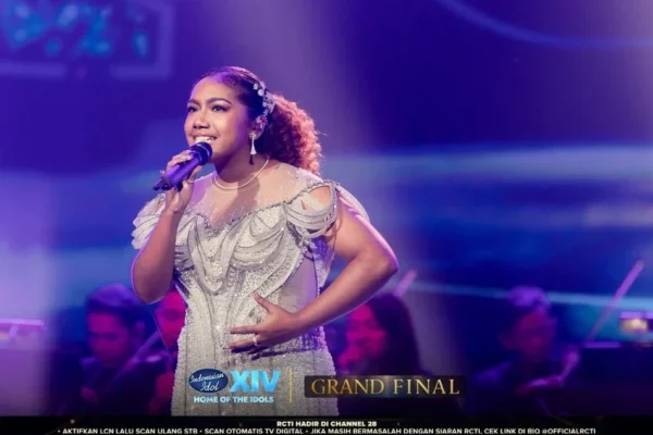 niki-dan-celyna-bawakan-lagu-kemenangan-sumpah-mati-grand-final-indonesian-idol-xiv-makin-sengit-lak