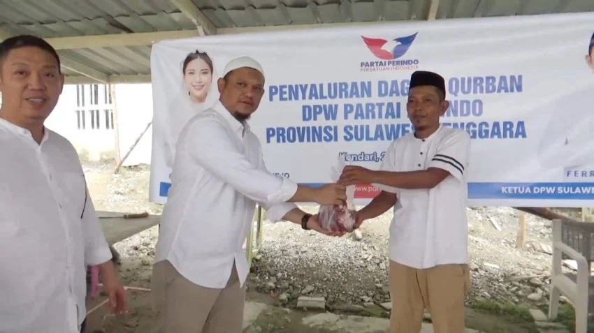 partai-perindo-sultra-kurban-5-sapi-ferry-irawan-bentuk-kepedulian-kepada-masyarakat-pko