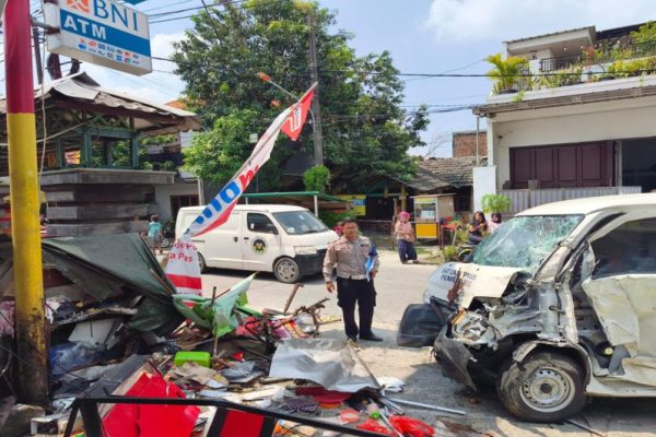 pedagang-korban-tertabrak-mobil-sppg-di-bekasi-meninggal-dunia-yeu
