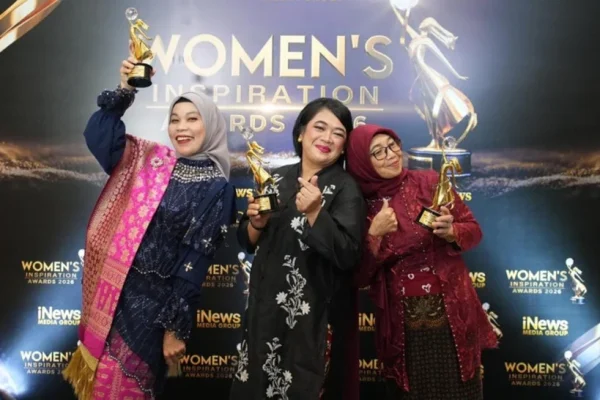 pendampingan-pnm-mekaar-antar-perempuan-umkm-raih-prestasi-nasional-cpx