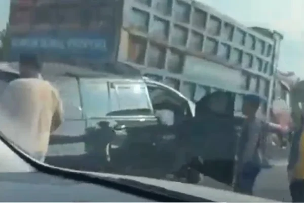 penyebab-kecelakaan-mobil-yang-ditumpangi-anggota-dpr-dari-pkb-gus-hilman-sopir-diduga-mengantuk-sck