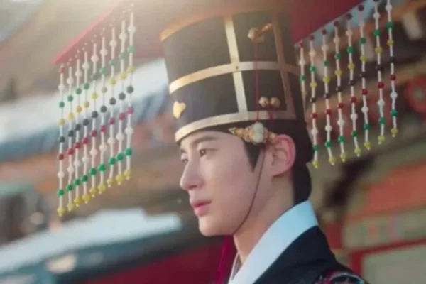 perfect-crown-banjir-kritikan-adegan-penobatan-raja-disebut-lecehkan-sejarah-korea-oty