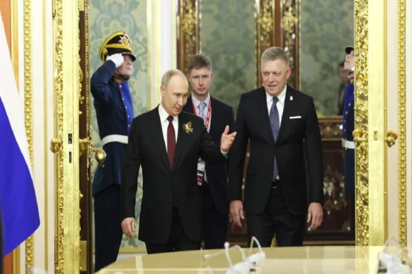pm-negara-nato-ini-hadiri-parade-hari-kemenangan-rusia-kanselir-jerman-marah-cuc