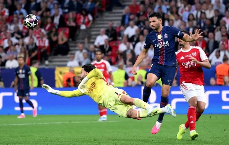psg-juara-liga-champions-2026-usai-kalahkan-arsenal-lewat-adu-penalti-zzs