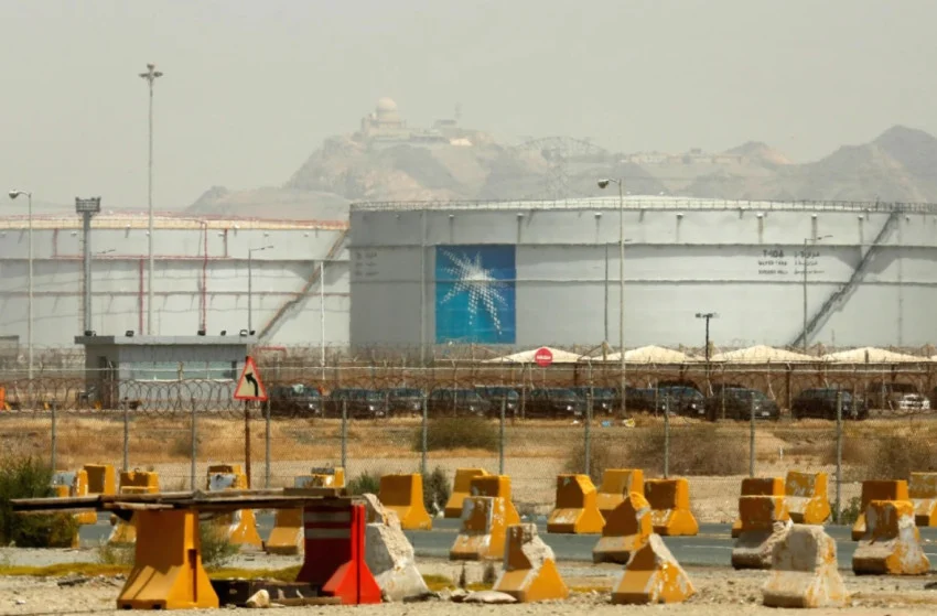 raksasa-minyak-saudi-aramco-siap-jual-aset-rp616-triliun-terbesar-dalam-sejarah-csq