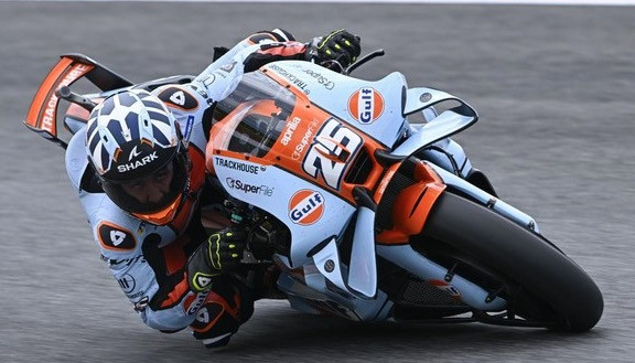 raul-fernandez-juara-sprint-race-motogp-italia-2026-marc-marquez-kelima-voc