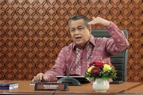 rupiah-jeblok-tembus-rp17600-per-dolar-as-dpr-desak-gubernur-bi-mundur-jyt