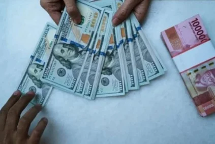 rupiah-sepekan-babak-belur-sentuh-level-terendah-simak-prediksi-pekan-depan-kdl